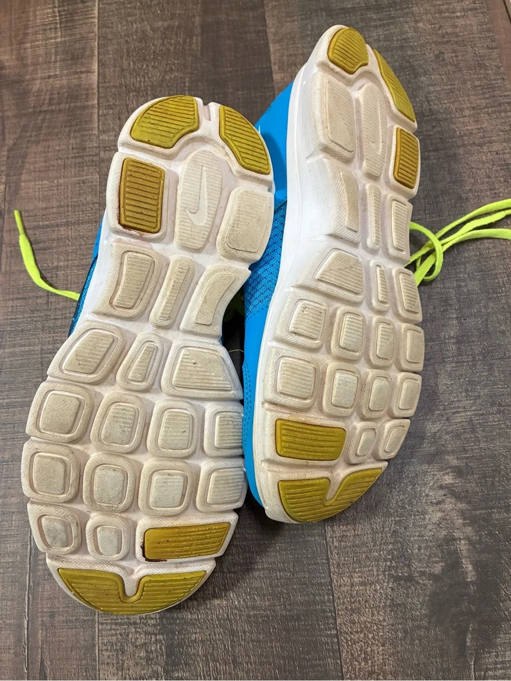 Nike Flex Experience Run Women’s Running Shoes Blue Size 6.5 Athletic Sneakers
